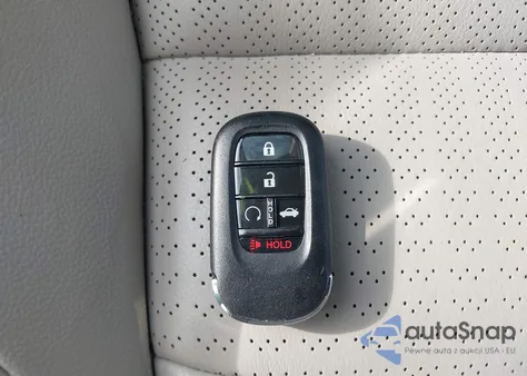 2024 Honda Civic Touring z USA, uszkodzony, nr VIN 2HGFE1F93RH317000